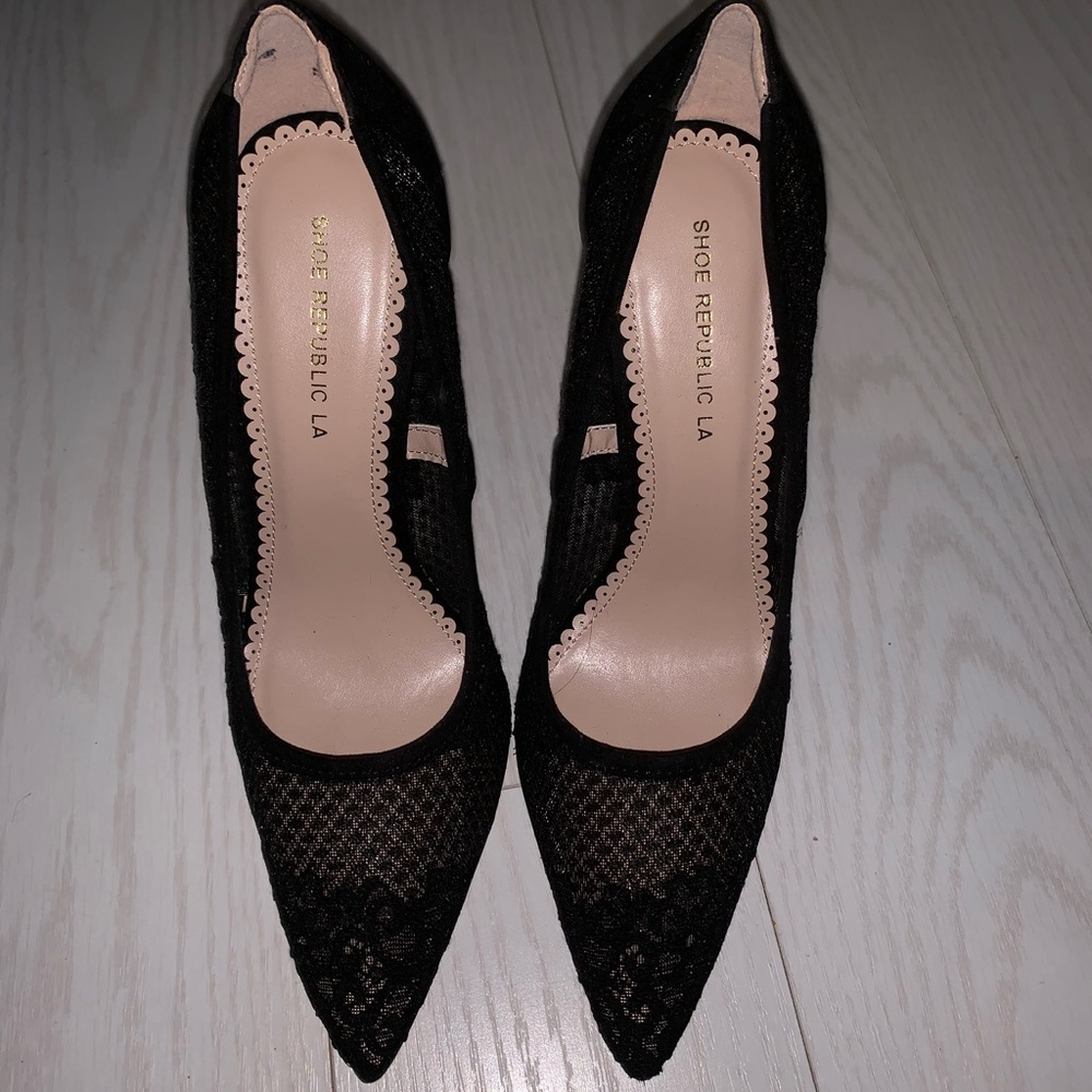 Virgo 85 Lace & Black Suede Pumps
